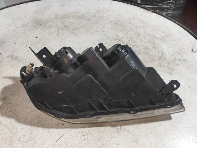 Recambio de faro izquierdo para chevrolet captiva 3.2 v6 ltx referencia OEM IAM   