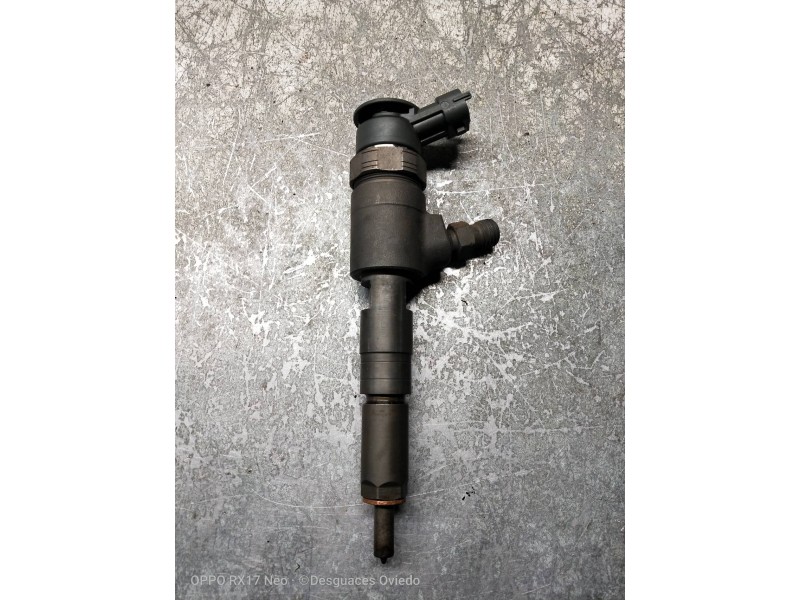 Recambio de inyector para citroen c3 hdi 70 furio referencia OEM IAM 0445110252  