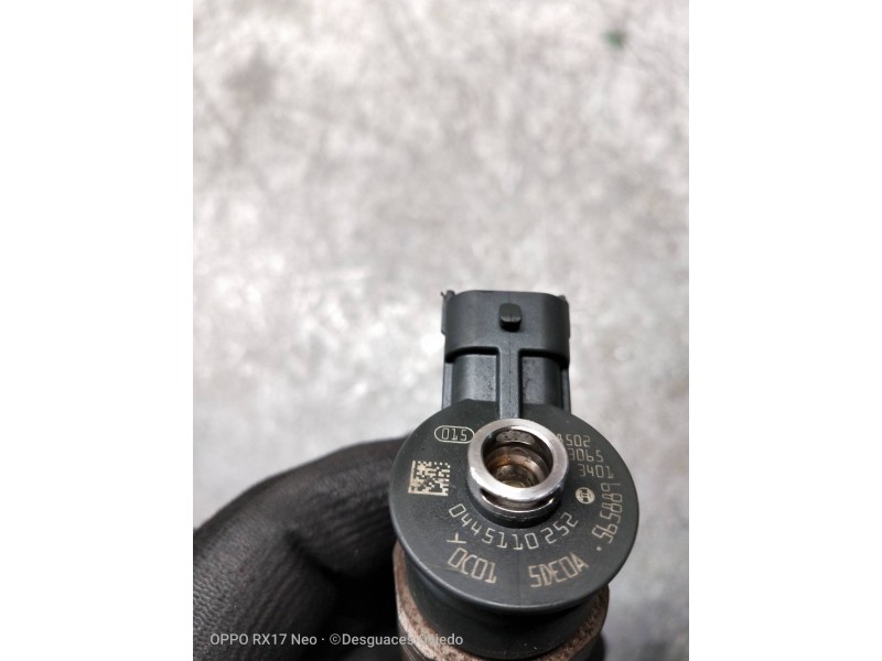 Recambio de inyector para citroen c3 hdi 70 furio referencia OEM IAM 0445110252  
