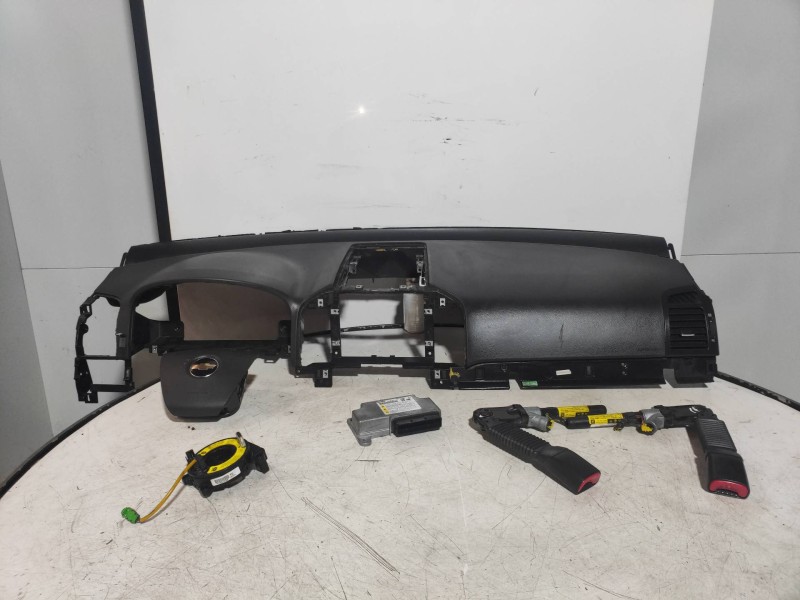 Recambio de kit airbag para chevrolet captiva 3.2 v6 ltx referencia OEM IAM   
