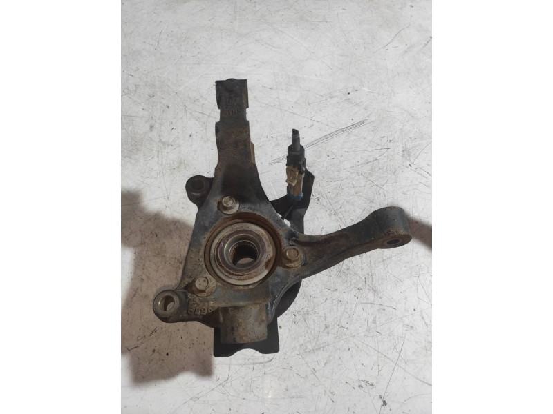 Recambio de mangueta delantera derecha para chevrolet captiva 3.2 v6 ltx referencia OEM IAM   