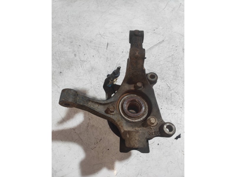 Recambio de mangueta delantera izquierda para chevrolet captiva 3.2 v6 ltx referencia OEM IAM   