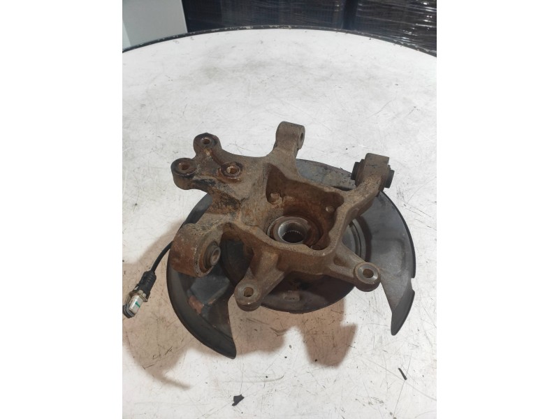 Recambio de mangueta trasera izquierda para chevrolet captiva 3.2 v6 ltx referencia OEM IAM   