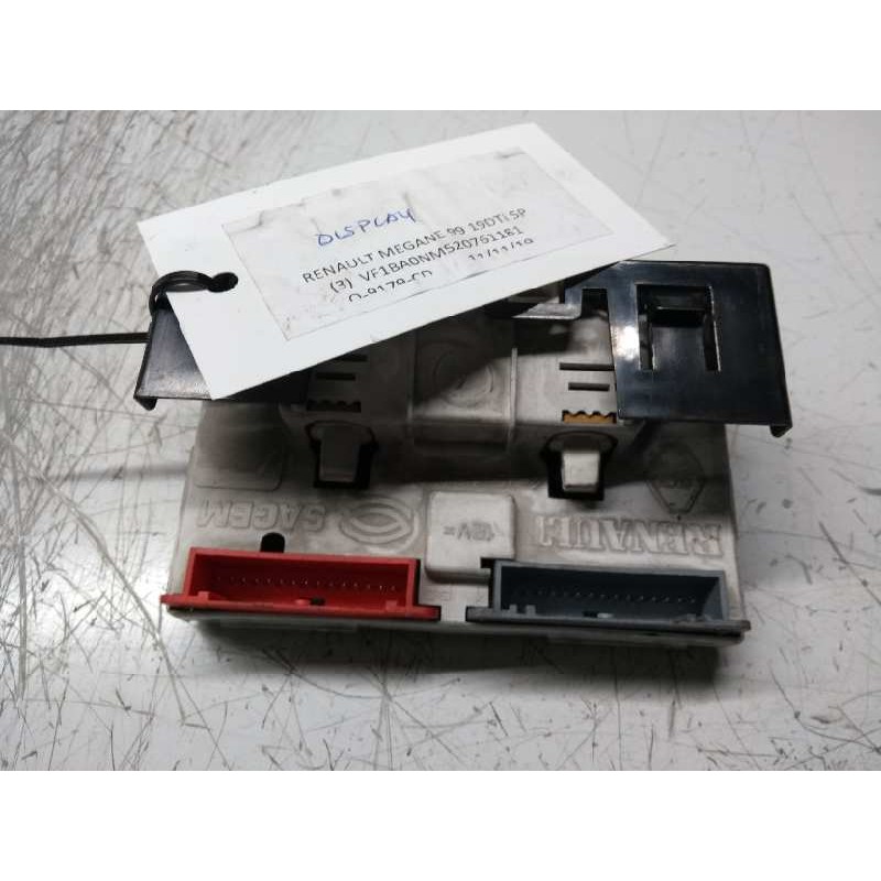 Recambio de pantalla multifuncion para renault megane i fase 2 berlina (ba0) 1.9 d rt referencia OEM IAM P7700428029A 216487557 