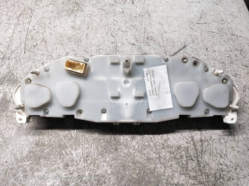 Recambio de cuadro instrumentos para peugeot 208 like referencia OEM IAM 980540008000  