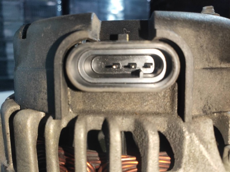 Recambio de alternador para chevrolet captiva 3.2 v6 ltx referencia OEM IAM   