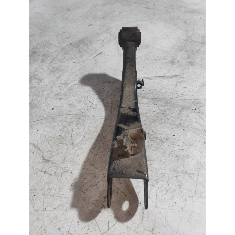 Recambio de brazo suspension superior trasero izquierdo para chevrolet captiva 3.2 v6 ltx referencia OEM IAM   