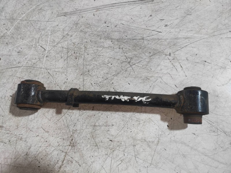 Recambio de brazo suspension superior trasero derecho para chevrolet captiva 3.2 v6 ltx referencia OEM IAM   