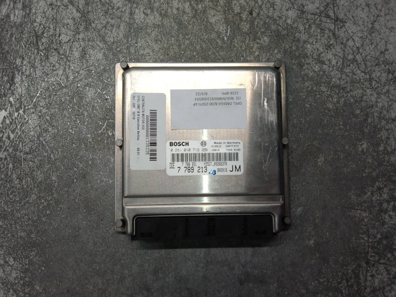 Recambio de centralita motor uce para opel omega b executive berlina referencia OEM IAM 0281010719 7789213 7788931 JM