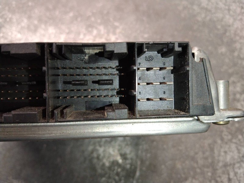 Recambio de centralita motor uce para opel omega b executive berlina referencia OEM IAM 0281010719 7789213 7788931 JM