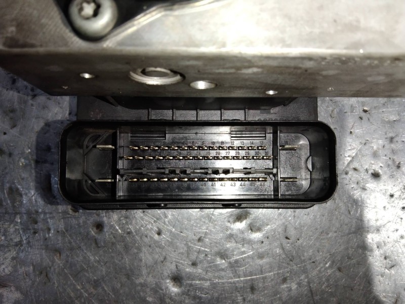 Recambio de abs para mercedes clase c (w203) familiar c 200 t cdi (203.204) referencia OEM IAM 10092515243 A2095451432 100204037