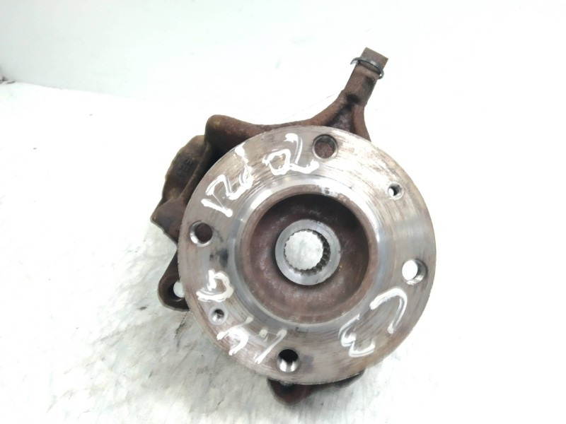 Recambio de mangueta delantera izquierda para citroen c3 1.4 sx referencia OEM IAM   