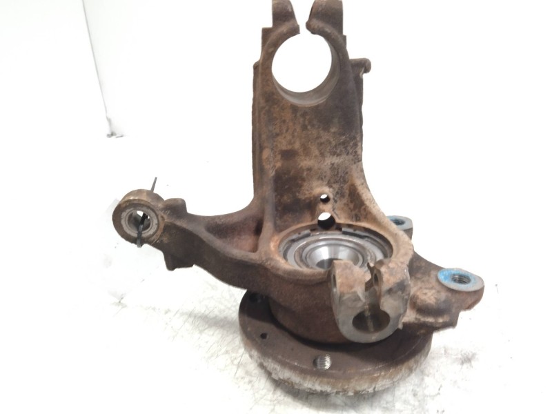 Recambio de mangueta delantera izquierda para citroen c3 1.4 sx referencia OEM IAM   