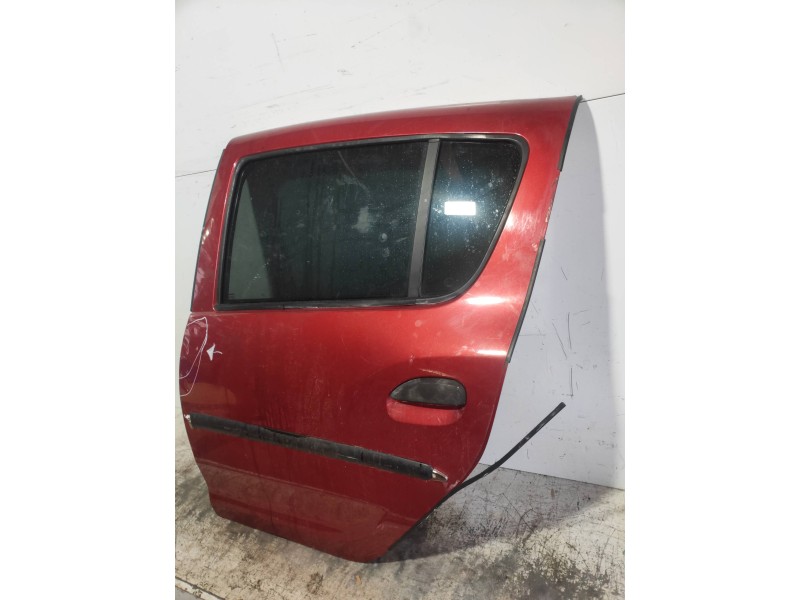 Recambio de puerta trasera izquierda para dacia sandero stepway referencia OEM IAM   5P