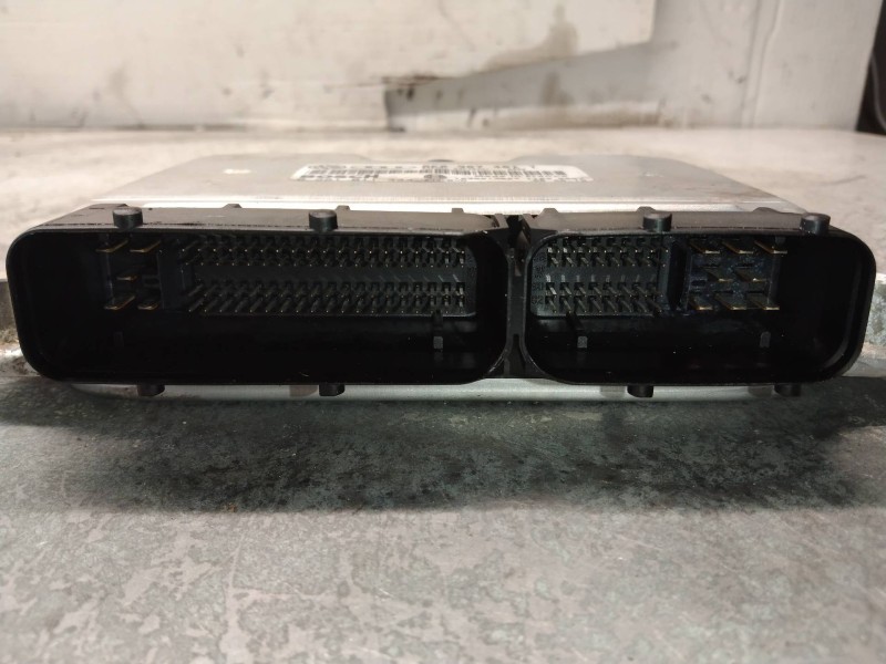 Recambio de centralita motor uce para skoda superb (3u4) collection referencia OEM IAM 0281011444 8E0907401T 1039S13624