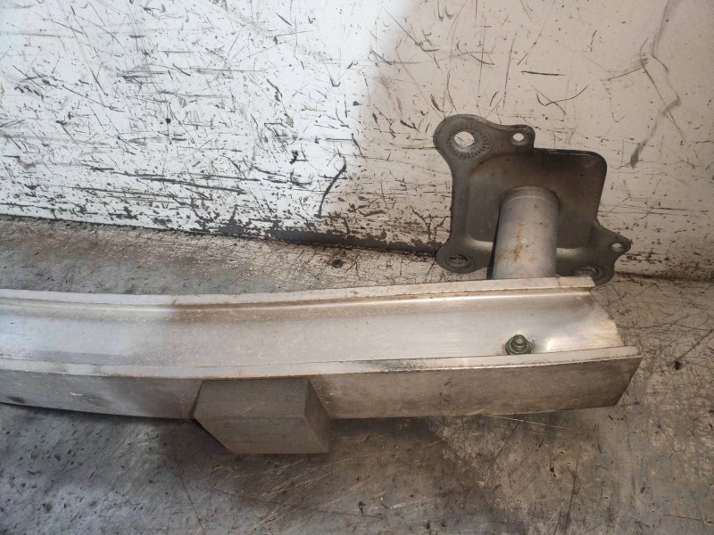 Recambio de refuerzo paragolpes delantero para audi s3 (8l) 1.8 t (154kw) referencia OEM IAM   