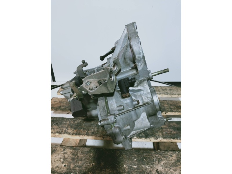 Recambio de caja cambios para fiat punto berlina (188) 1.9 d elx (i) referencia OEM IAM   