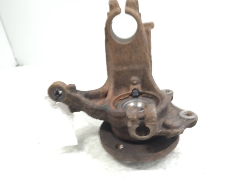 Recambio de mangueta delantera izquierda para citroen c2 1.4 hdi referencia OEM IAM   