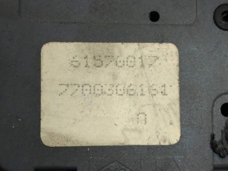 Recambio de mando limpia para renault rapid/express (f40) 1.9 d transporter t55/64 (f40p) referencia OEM IAM 7700306161 61570017