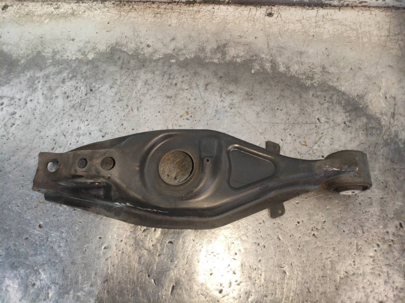 Recambio de brazo suspension inferior trasero derecho para mercedes clase c (w203) sportcoupe c 180 compressor (203.746) referen