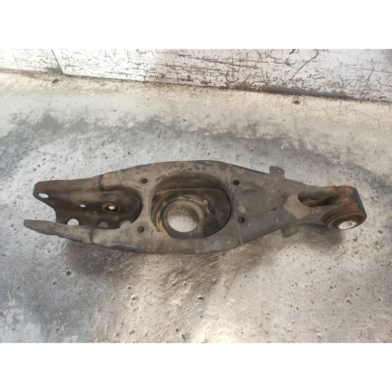 Recambio de brazo suspension inferior trasero derecho para mercedes clase c (w203) sportcoupe c 180 compressor (203.746) referen