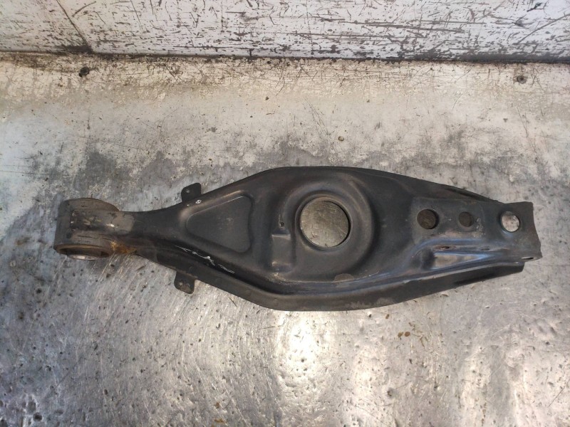 Recambio de brazo suspension inferior trasero izquierdo para mercedes clase c (w203) sportcoupe c 180 compressor (203.746) refer