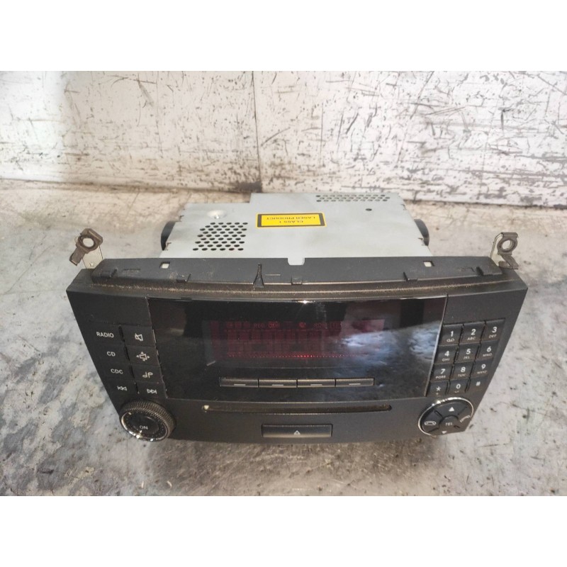 Recambio de sistema audio / radio cd para mercedes clase c (w203) sportcoupe c 180 compressor (203.746) referencia OEM IAM A2038