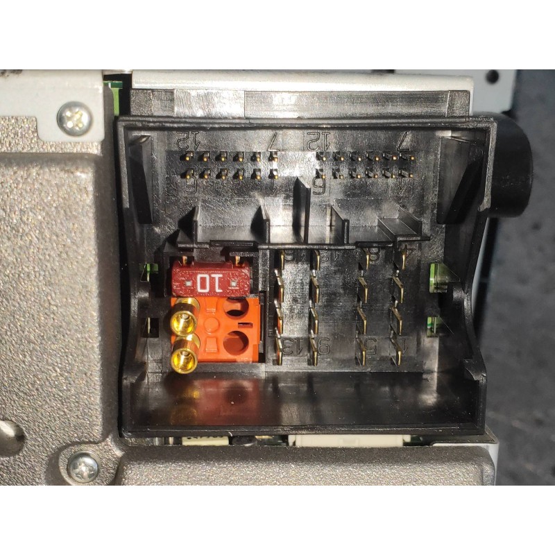 Recambio de sistema audio / radio cd para mercedes clase c (w203) sportcoupe c 180 compressor (203.746) referencia OEM IAM A2038