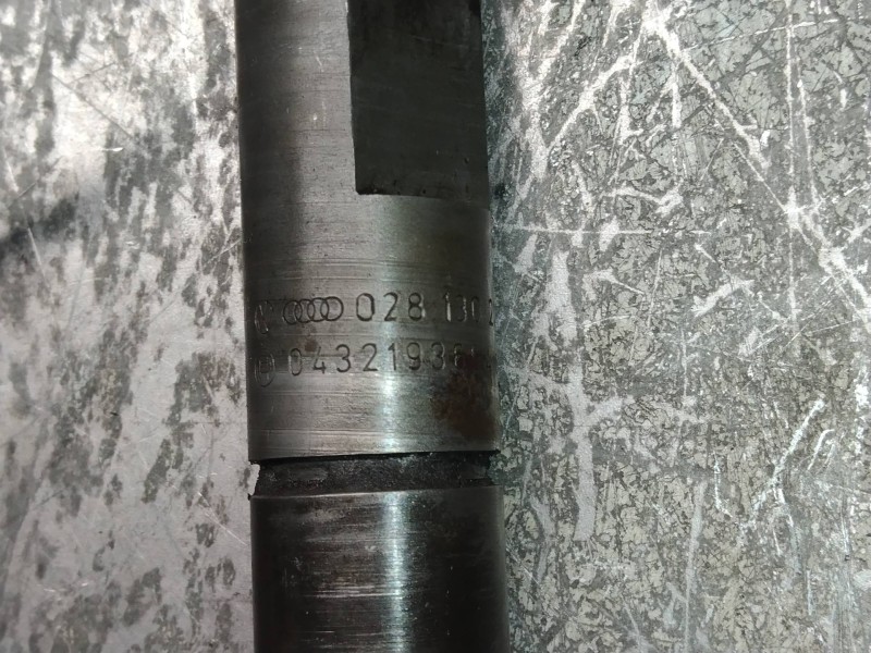 Recambio de inyector para volkswagen golf iv berlina (1j1) conceptline referencia OEM IAM 0432193694 028130202Q 