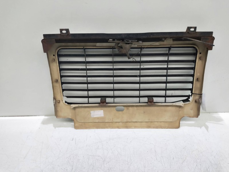 Recambio de rejilla delantera para land rover 109 referencia OEM IAM   