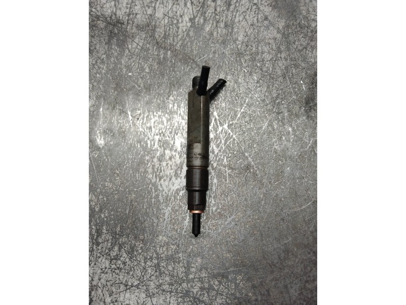 Recambio de inyector para volkswagen golf iv berlina (1j1) conceptline referencia OEM IAM 0432193696 028130202P 