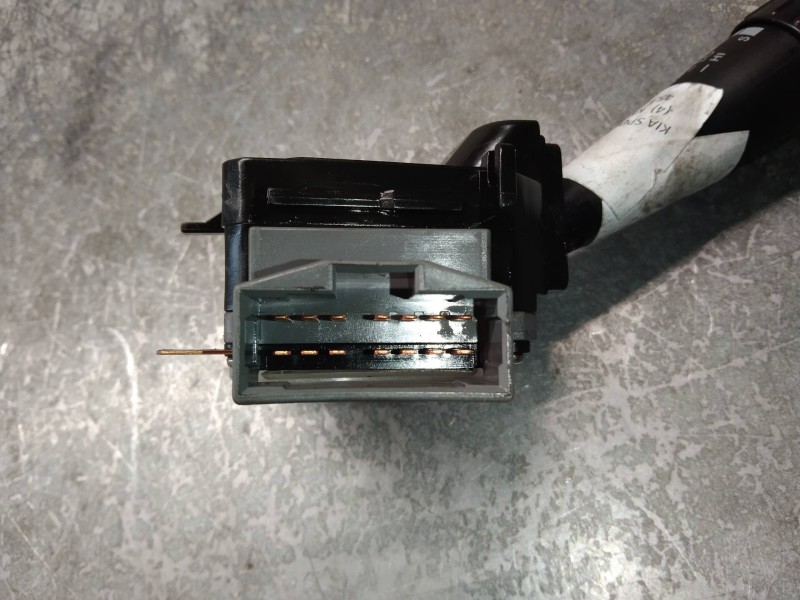 Recambio de mando limpia para kia sportage ex referencia OEM IAM 621W05200  