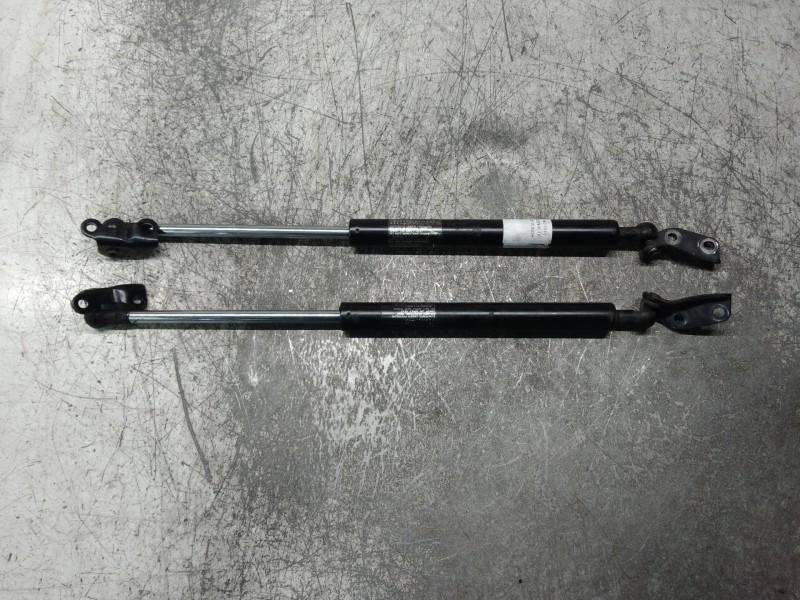 Recambio de amortiguadores maletero / porton para honda jazz (gd1/5) 1.4 es referencia OEM IAM   