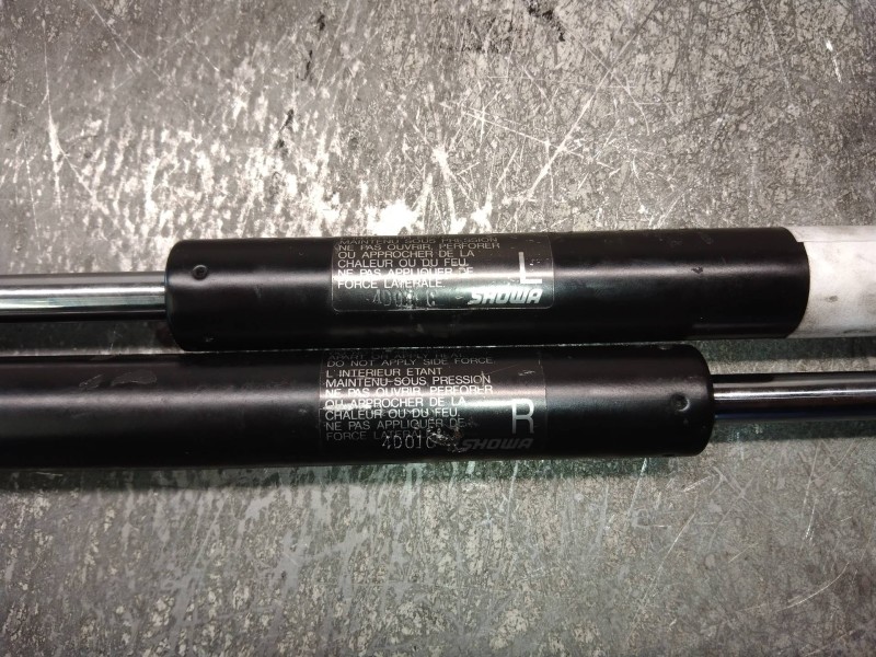 Recambio de amortiguadores maletero / porton para honda jazz (gd1/5) 1.4 es referencia OEM IAM   