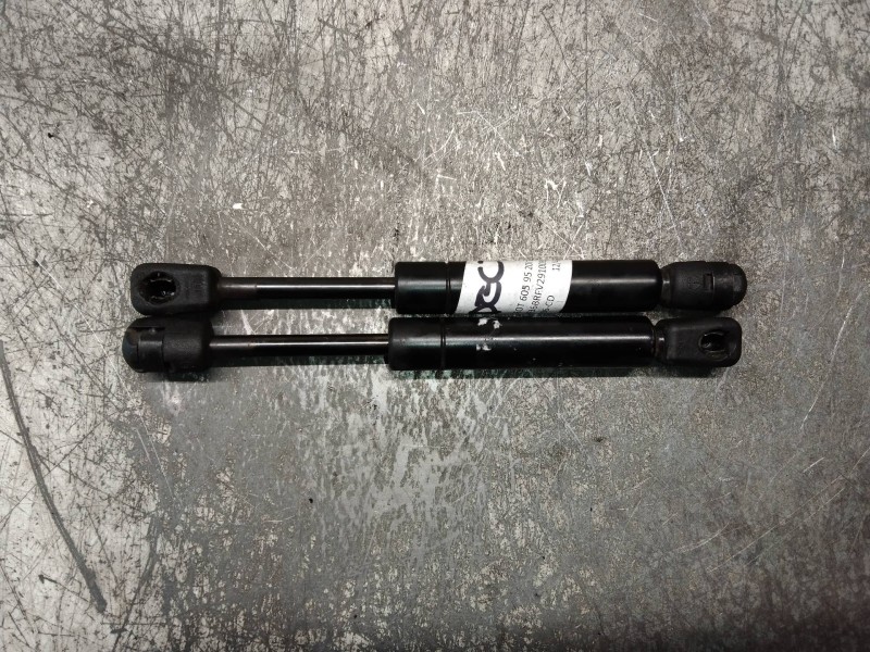 Recambio de amortiguadores capo para peugeot 605 sli referencia OEM IAM 9602673980  