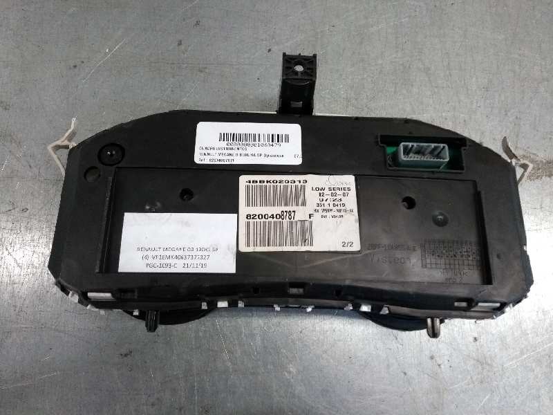 Recambio de cuadro instrumentos para renault megane ii berlina 5p dynamique referencia OEM IAM 8200408787F  