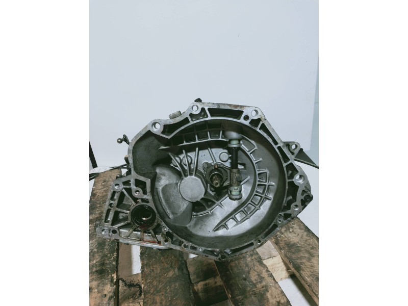 Recambio de caja cambios para opel corsa b edition 2000 referencia OEM IAM F13W355 B03502 