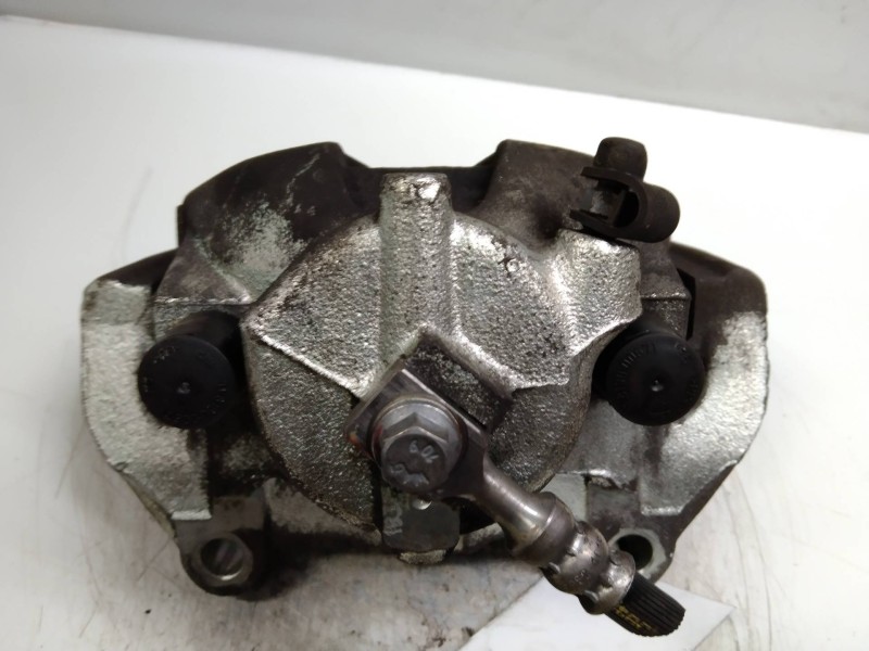 Recambio de pinza freno delantera derecha para opel zafira b 1.7 16v cdti referencia OEM IAM   