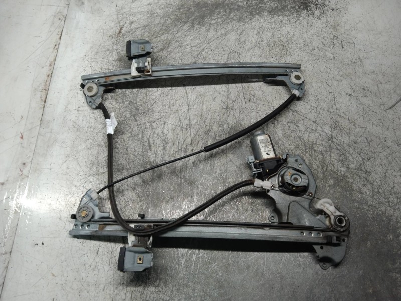 Recambio de elevalunas delantero izquierdo para mg rover serie 75 (rj) 2.0 cdt classic referencia OEM IAM 400683T5 CUH102350 