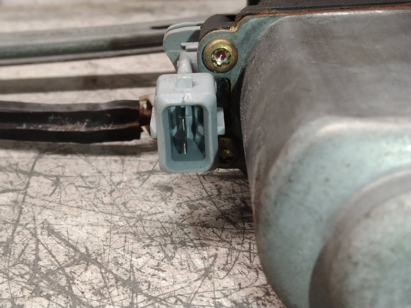 Recambio de elevalunas delantero izquierdo para mg rover serie 75 (rj) 2.0 cdt classic referencia OEM IAM 400683T5 CUH102350 