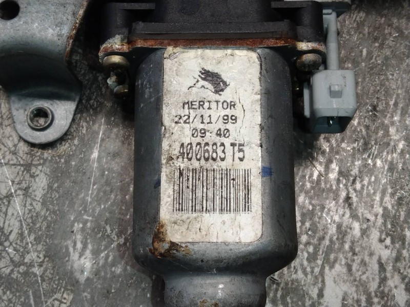 Recambio de elevalunas delantero izquierdo para mg rover serie 75 (rj) 2.0 cdt classic referencia OEM IAM 400683T5 CUH102350 