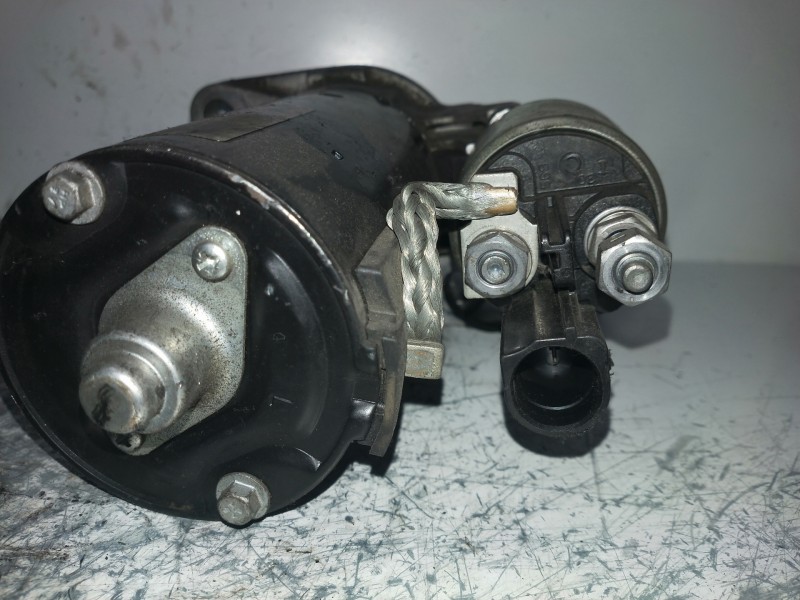 Recambio de motor arranque para skoda octavia berlina (1z3) elegance referencia OEM IAM 0001153009 BOSCH 