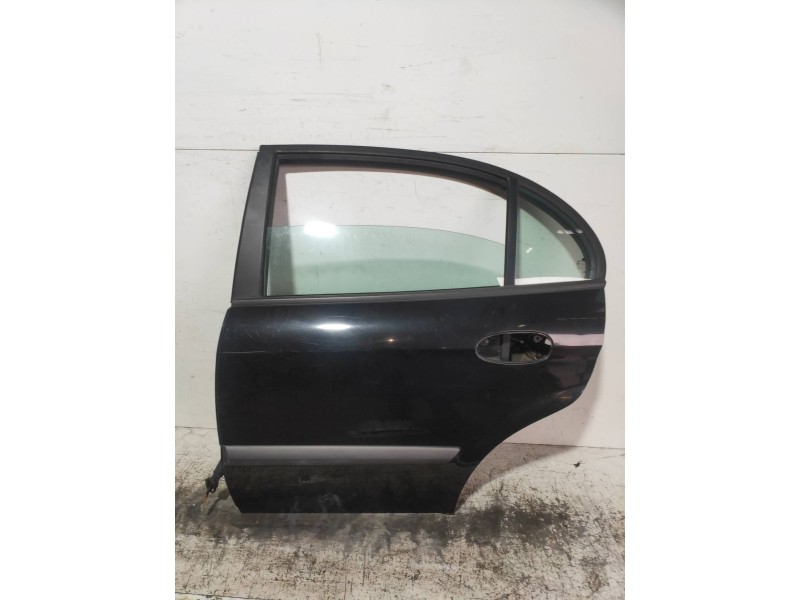 Recambio de puerta trasera izquierda para chevrolet evanda cdx referencia OEM IAM   4P