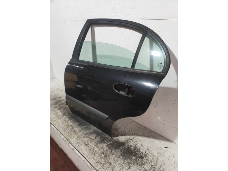 Recambio de puerta trasera izquierda para chevrolet evanda cdx referencia OEM IAM   4P