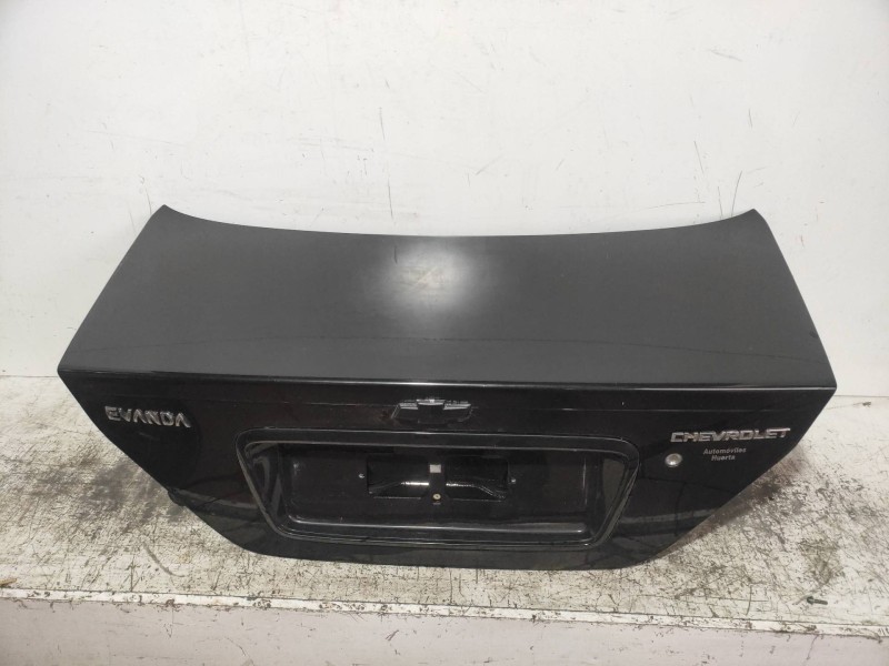 Recambio de tapa maletero para chevrolet evanda cdx referencia OEM IAM   