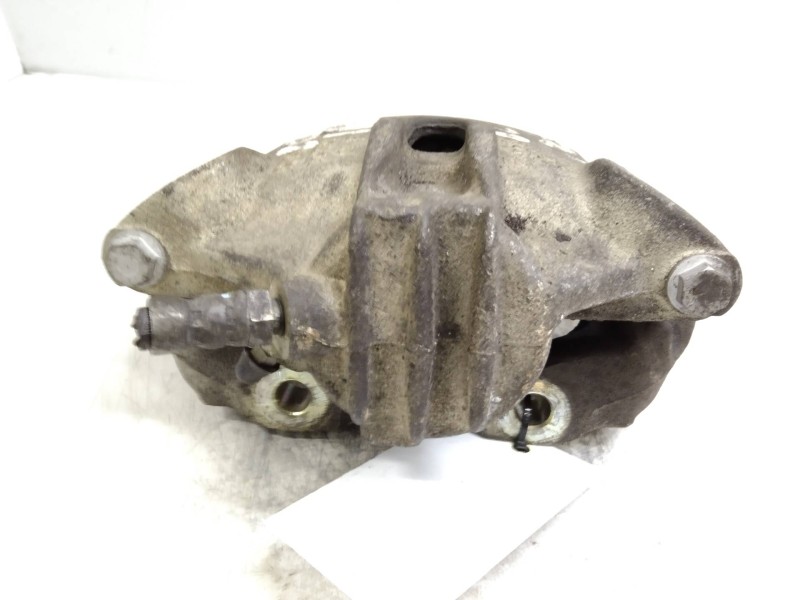 Recambio de pinza freno delantera izquierda para peugeot 206 berlina quicksilver referencia OEM IAM    Recambio de pinza freno delantera izquierda para peugeot 206 berlina quicksilver referencia OEM IAM