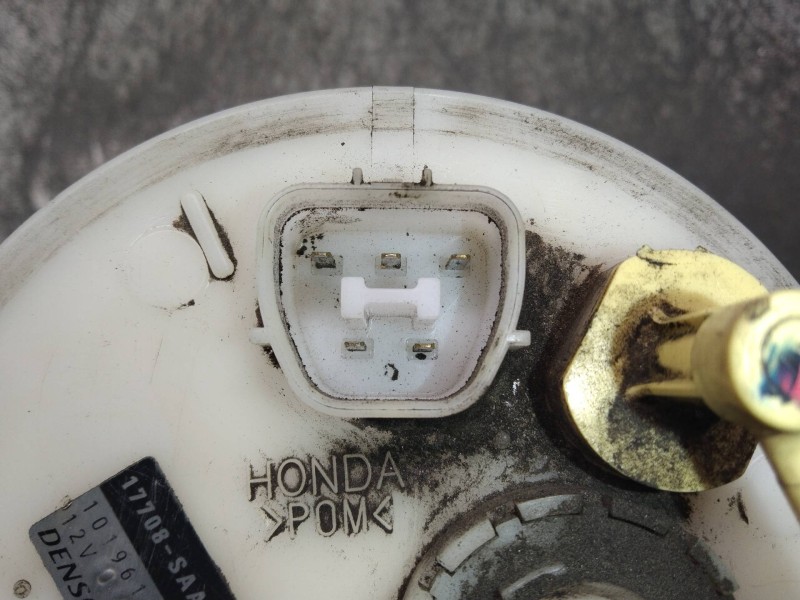 Recambio de bomba combustible para honda jazz (gd1/5) 1.4 es referencia OEM IAM 1019617330 17708SAA003 DENSO