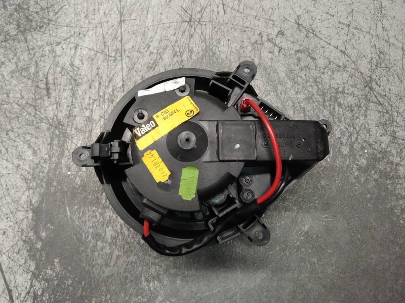 Recambio de motor calefaccion para peugeot 605 sli referencia OEM IAM C22828229X  