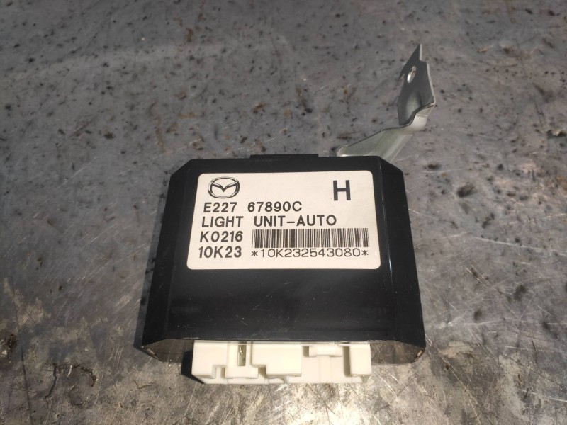 Recambio de modulo electronico para mazda cx-7 (er) active referencia OEM IAM E22767890C  