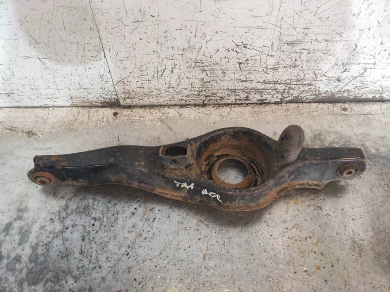 Recambio de brazo suspension inferior trasero derecho para mazda cx-7 (er) active referencia OEM IAM   